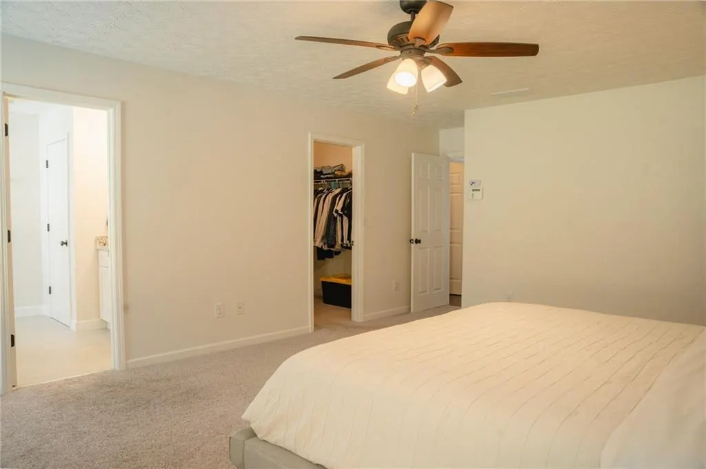 Listing Thumbnail Image 23
