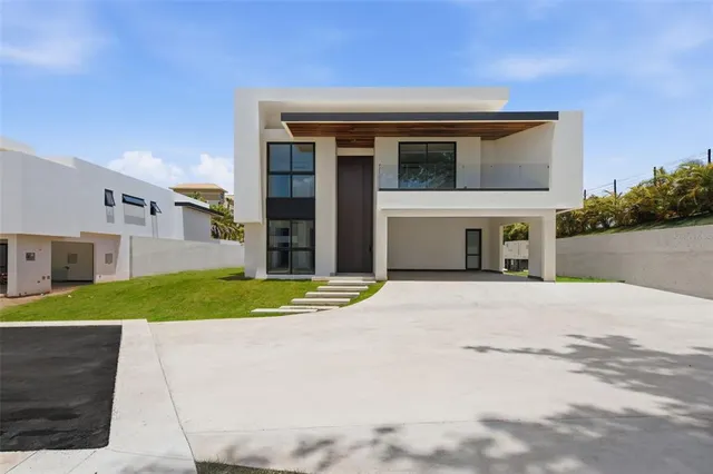 Expensive SERENO Real Estate