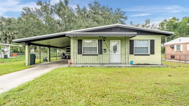 Cheap HACKLAKE Real Estate