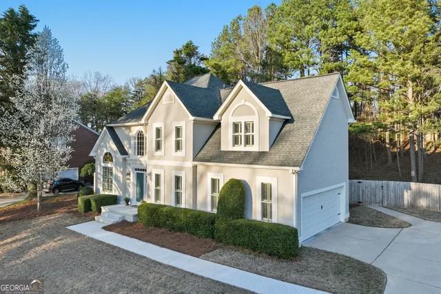 Expensive Chattahoochee Place Real Estate