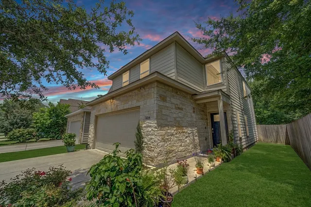 Popular Cebra Manor Real Estate