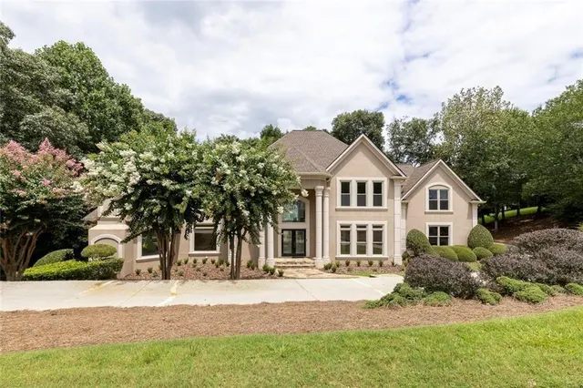 Popular Sentinel on the River Real Estate