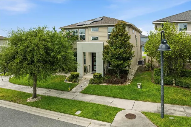 Popular HAWKSMOOR Real Estate