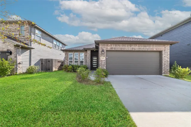 Popular Grand Vista Sec 22 Real Estate
