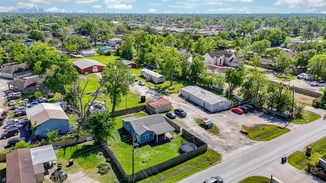 Popular Lindale Farms Real Estate