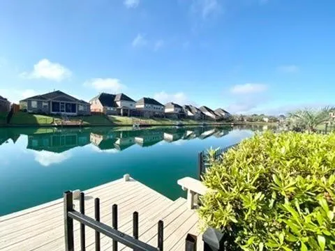 Popular Lake Shore Harbour Sec 4 Real Estate