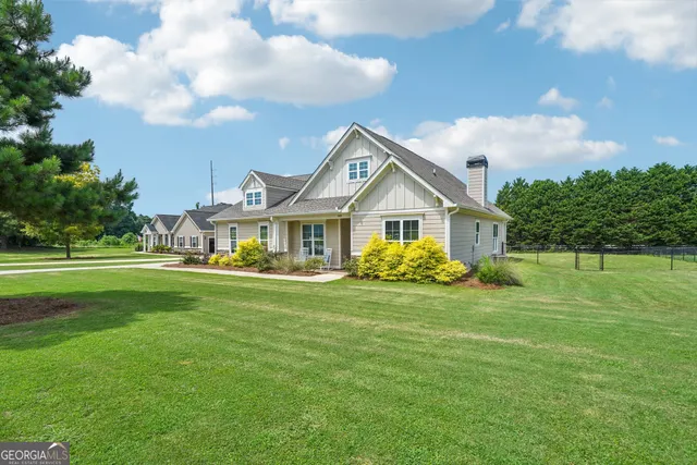 Popular Meadowcrest Real Estate
