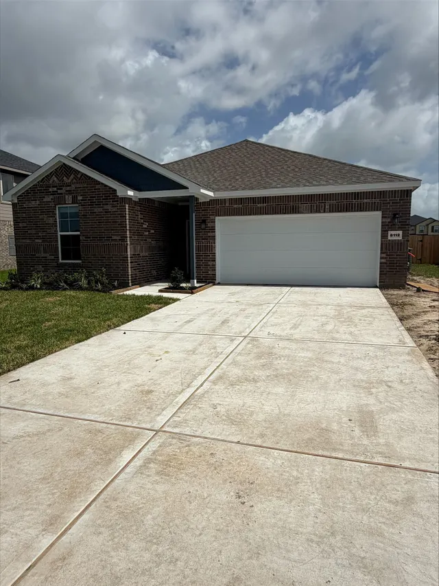 Popular Pearlbrook Real Estate
