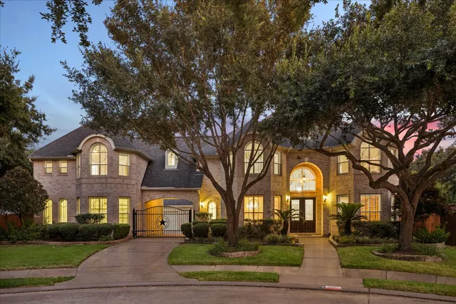 Popular Grand Lakes Ph 4 Real Estate