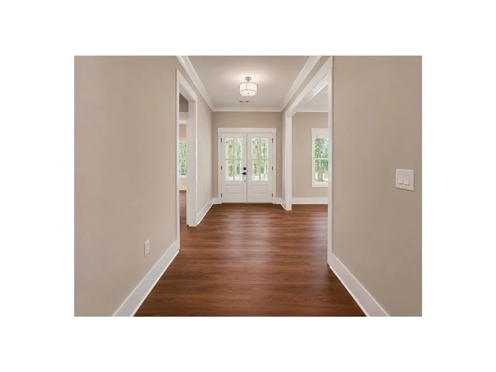 Listing Thumbnail Image 3
