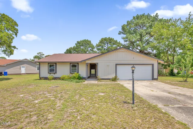 Cheap Cliffdale West Real Estate