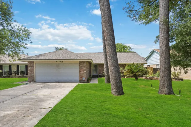 Popular Glenloch Real Estate