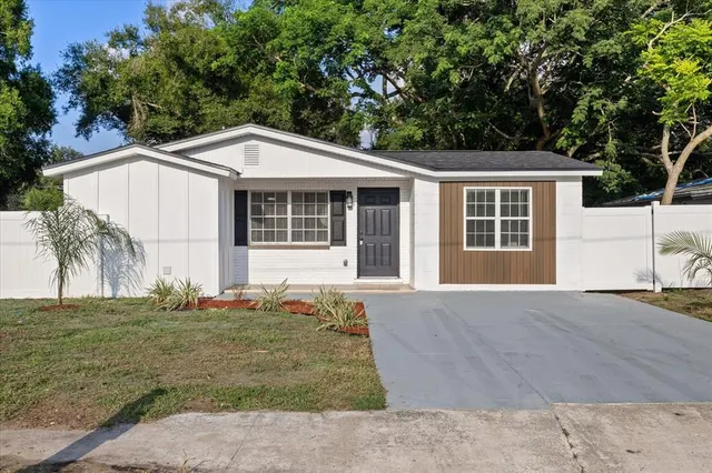 Cheap RIVER FOREST ESTATES Real Estate