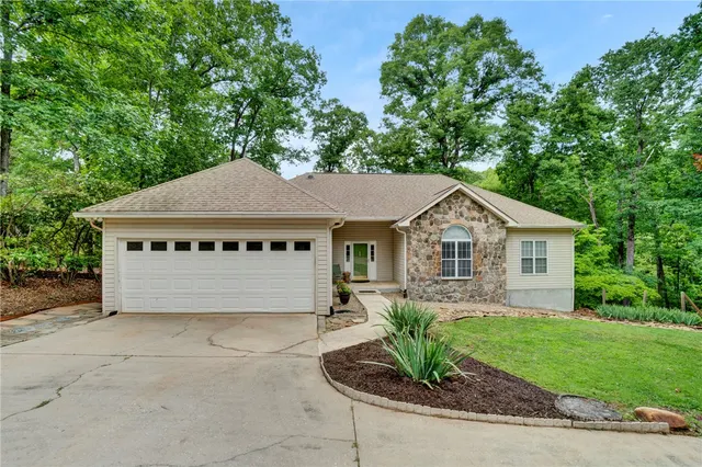Expensive Pritchard Creek Real Estate