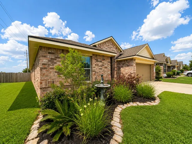 Popular Breckenridge Forest Sec 9 Real Estate