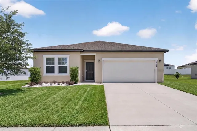 Popular CHERRY LAKE LANDING Real Estate