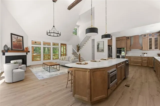 Popular BROWNS POINT Real Estate