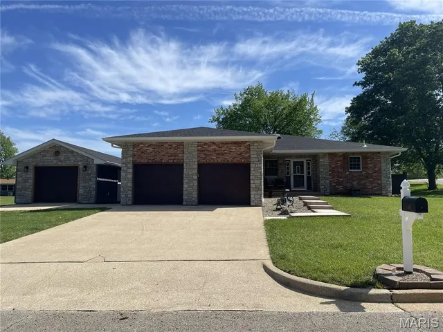 Popular McGraths Re-Subdivision Real Estate