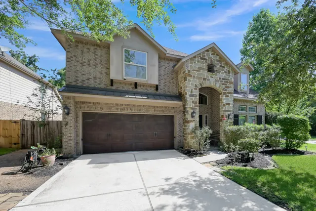 Popular Woodforest 27 Real Estate