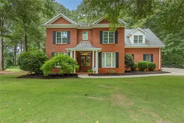Expensive Oakmont-Anderson Real Estate