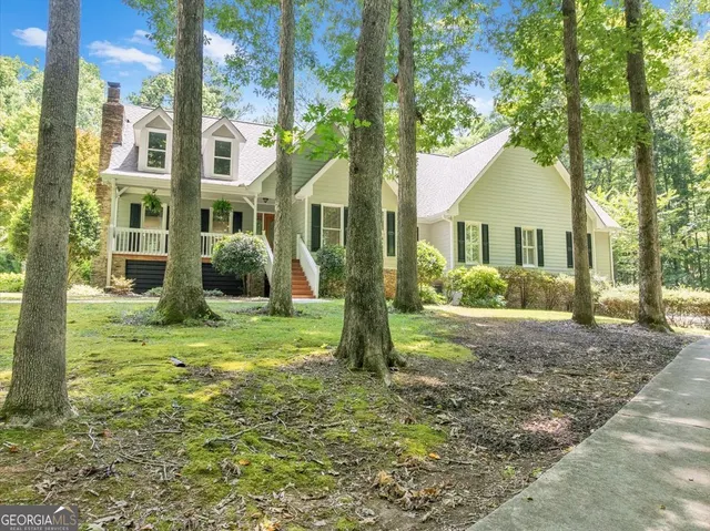 Popular South Trace Real Estate