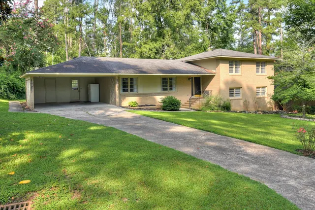 Popular Brynwood Real Estate