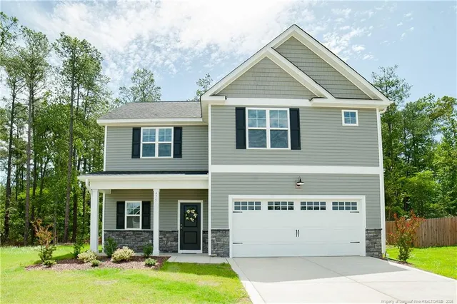 Popular The Hills at Stonegate Real Estate