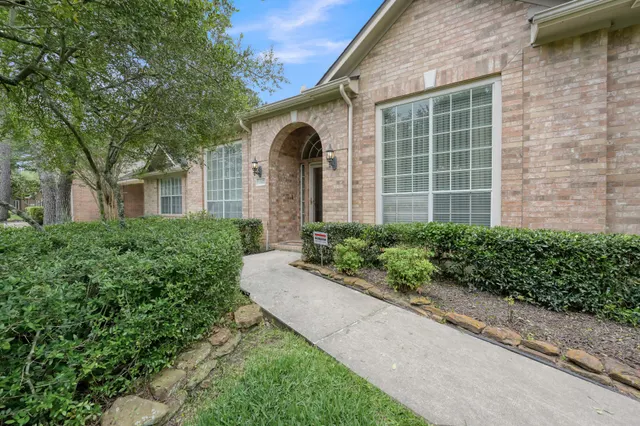 Popular Riverchase Sec 01 Real Estate