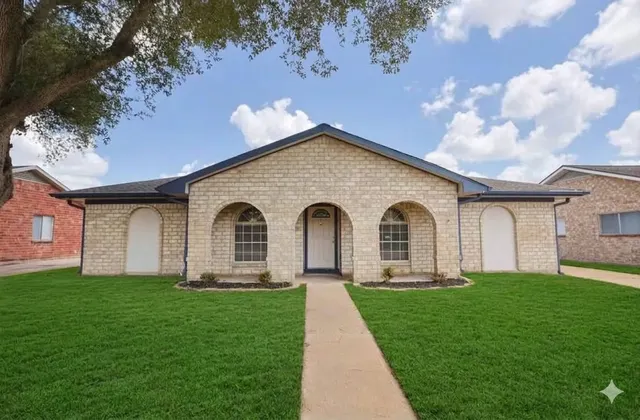 Expensive Memorial Pkwy Sec 02 Real Estate