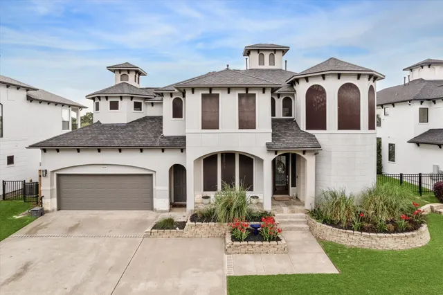 Popular Lakeside Shores Sec 01 Real Estate