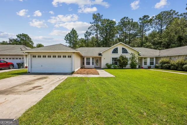 Popular LAKE MAGNOLIA Real Estate