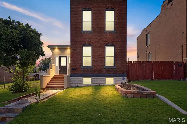 Popular St Louis Add Real Estate