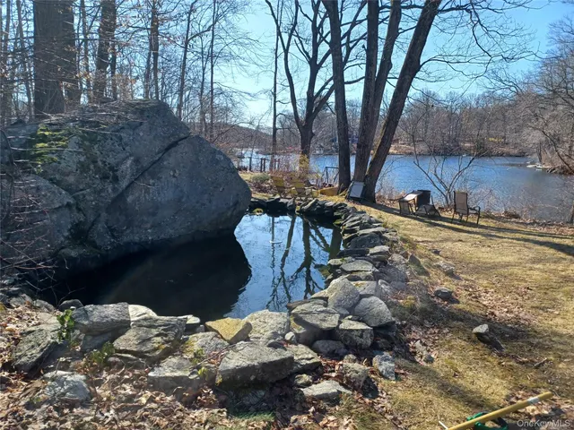Popular Roaring Brook Lake Real Estate