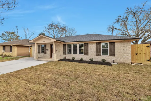 Popular Gulfway Terrace Real Estate