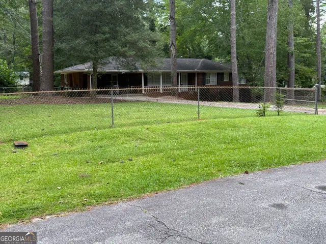 Expensive Pinewood Shores Real Estate