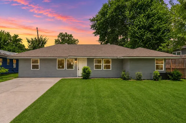 Expensive Edgewood Sec 07 Real Estate
