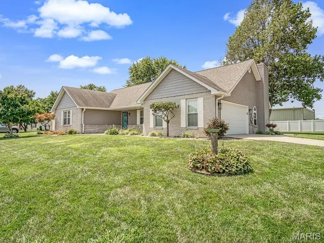 Expensive Suburban Place Real Estate