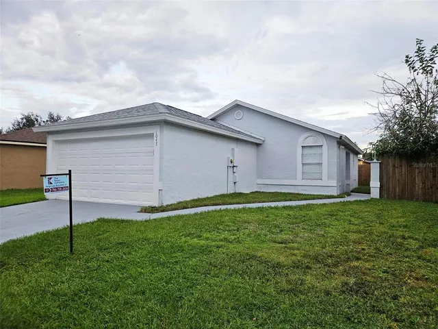 Cheap HOLLYTREE VILLAGE Real Estate