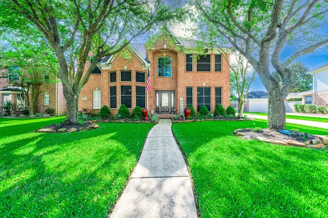 Popular Cambridge Cove At Silverlake Real Estate