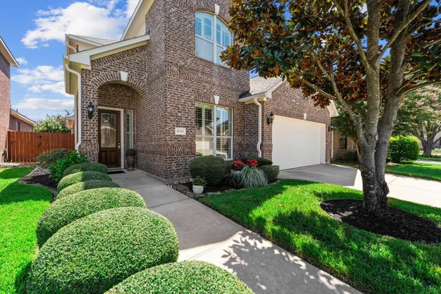 Popular Enclave at Lakewood Real Estate