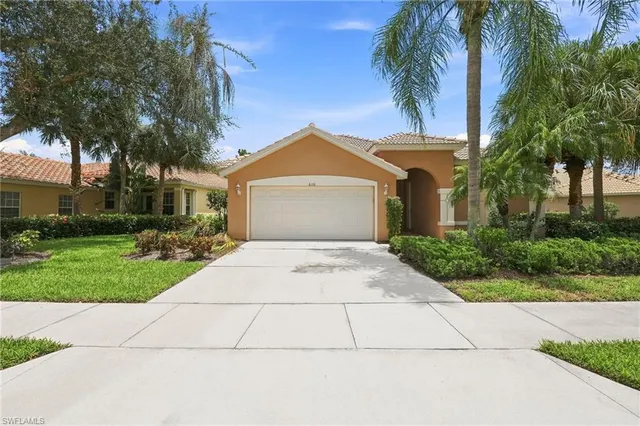 Expensive CARLTON LAKES Real Estate