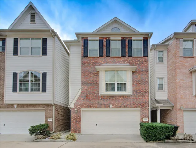 Popular Bering Court Real Estate