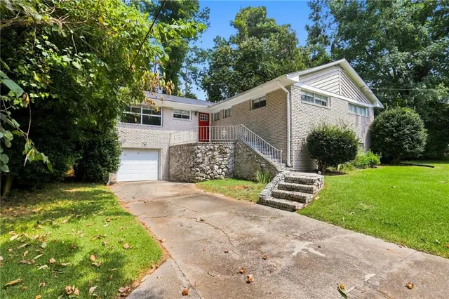 Popular Springwood Estates Real Estate