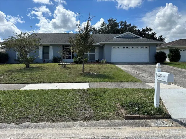 Cheap BRANDON COUNTRY ESTATES Real Estate