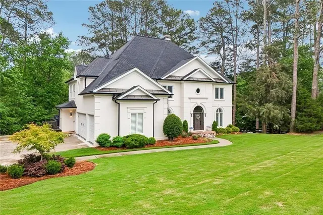 Popular FIELDSTONE FARMS Real Estate