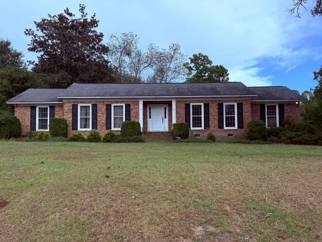 Cheap Moss Hills Real Estate