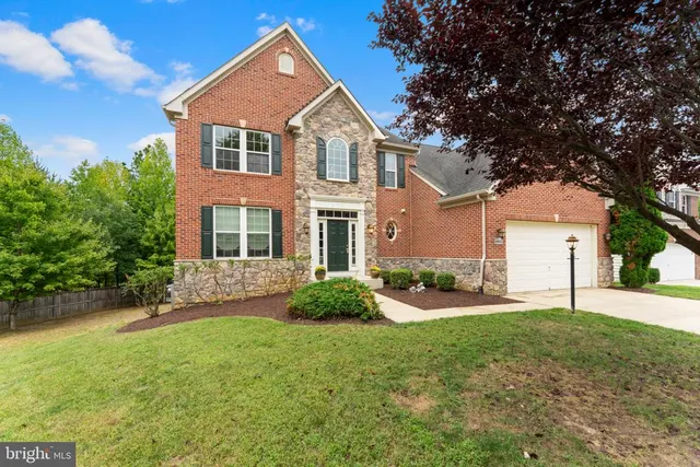 Cheap Fair Wood Real Estate