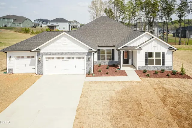 Popular Charlottes Ridge Real Estate