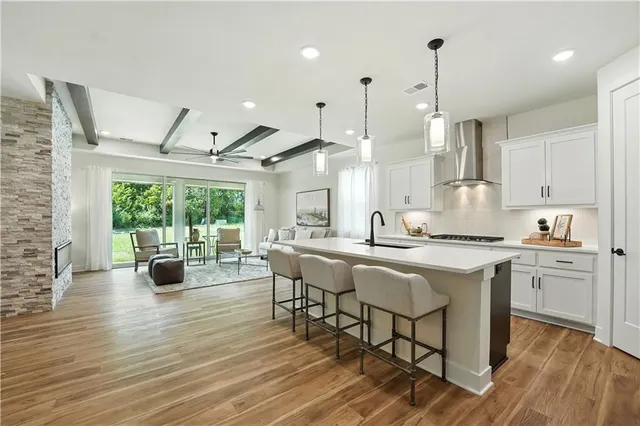 Popular Hidden Hills Real Estate
