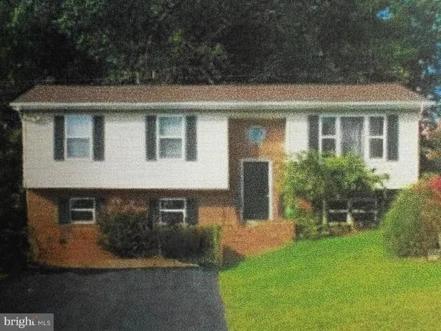 Popular Symphony Woods Real Estate